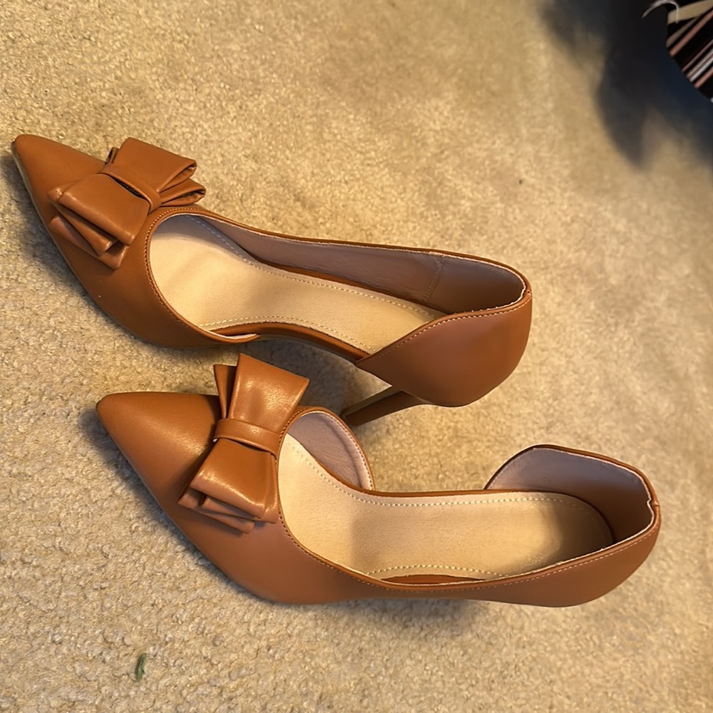 Never worn - Picture 2 of 2